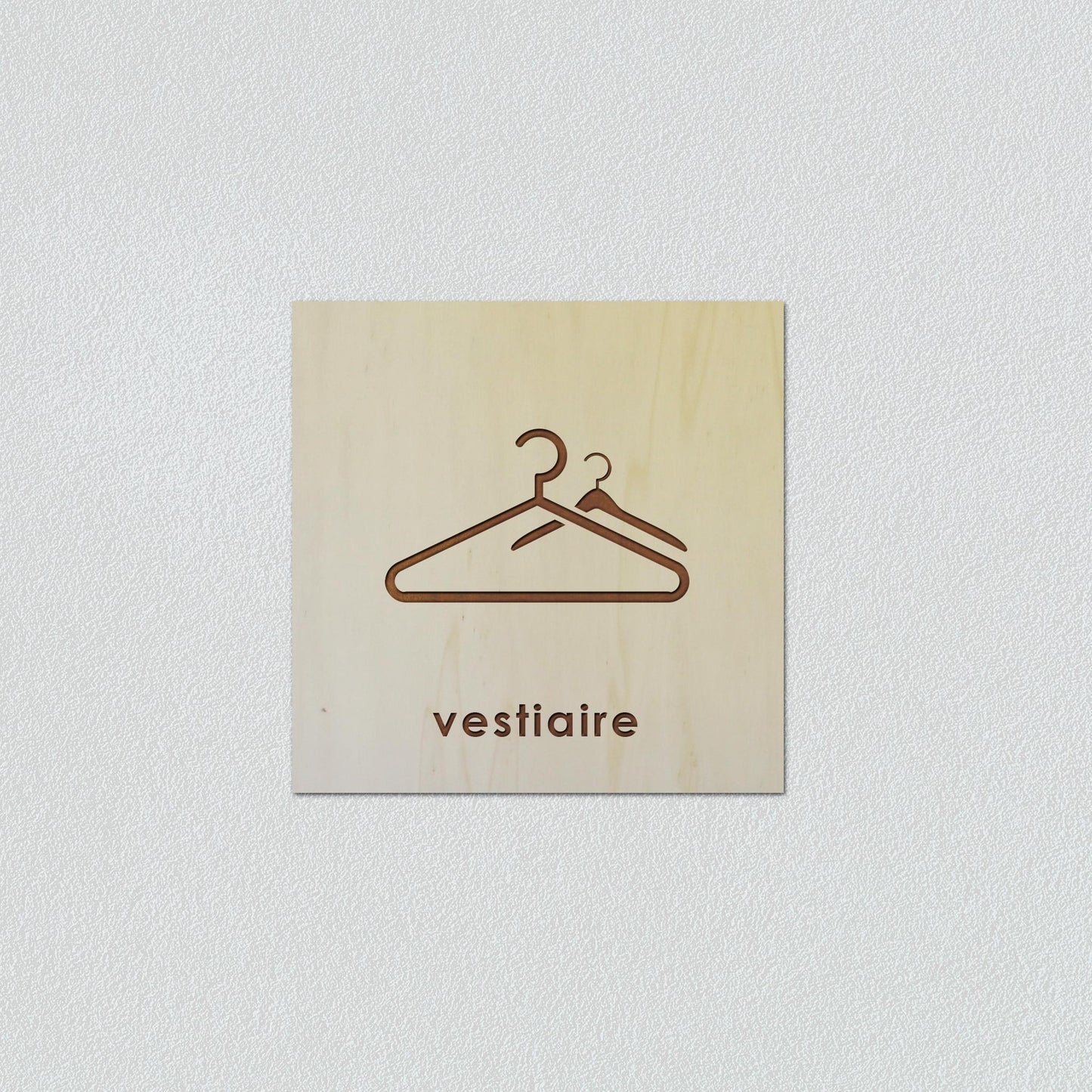 Signalétique en Bois Gravure "Vestiaire"